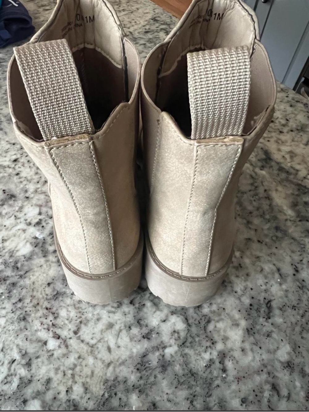 Dirty Laundry Beige Chelsea Lug Booties - Picture 3 of 5